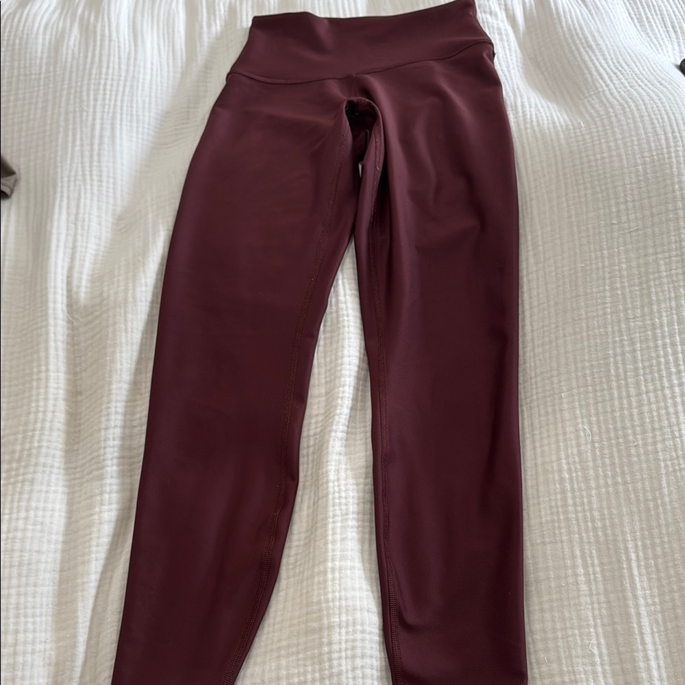 ALO Yoga Burgundy Leggings